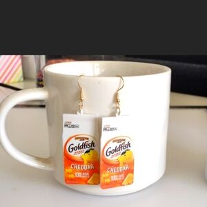 🔥GOLDFISH EARRINGS🔥